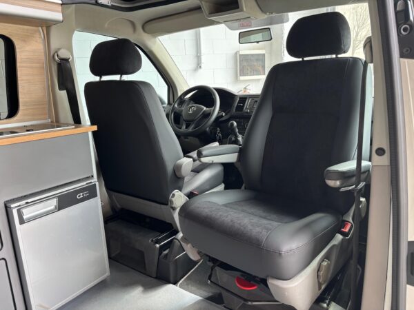 VW T6 BCNCamper Edition 2.0 114 CV - Imagen 9