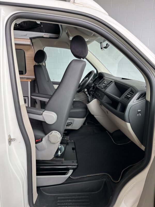 VW T6 BCNCamper Edition 2.0 114 CV - Imagen 13