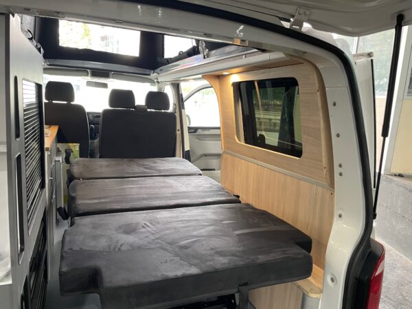 VW T6 BCNCamper Edition 2.0 114 CV - Imagen 46