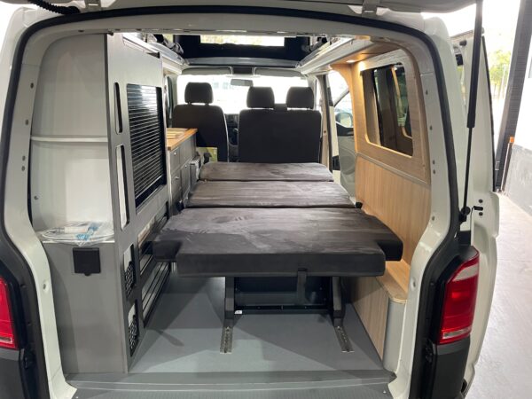 VW T6 BCNCamper Edition 2.0 114 CV - Imagen 49