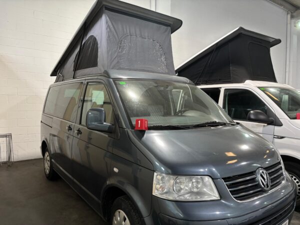 Volkswagen T5 California Beach 1.9 TDI 102 cv 7 ASIENTOS - Imagen 2