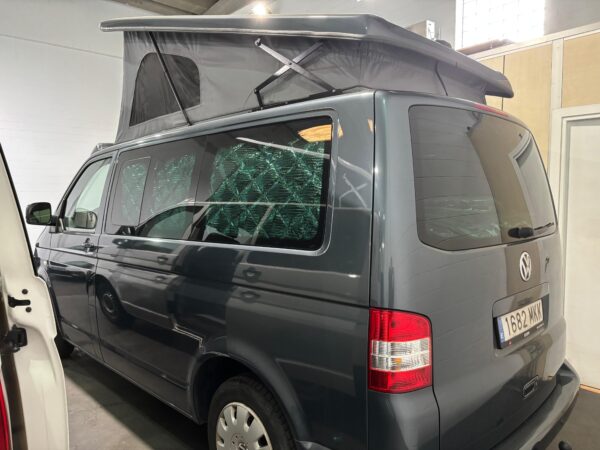 Volkswagen T5 California Beach 1.9 TDI 102 cv 7 ASIENTOS - Imagen 3